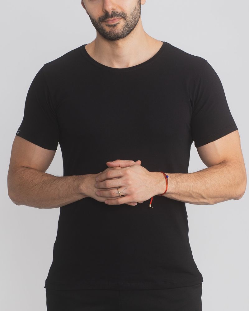 camiseta-masculina-new-old-basica-gola-careca-preta