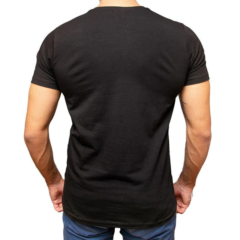 camiseta-masculina-new-old-basica-gola-v-preta