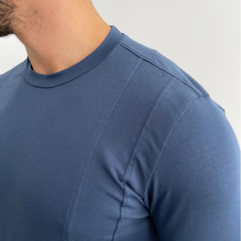camiseta-new-old-manga-longa-recortes-azul-marinho--4-