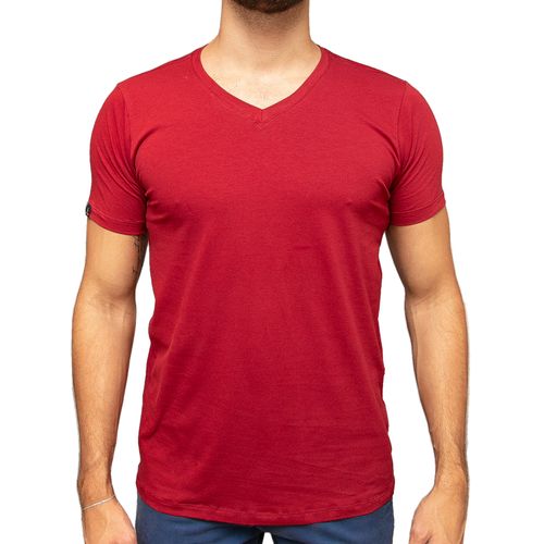 Camiseta Masculina New Old Básica Gola V Vermelha