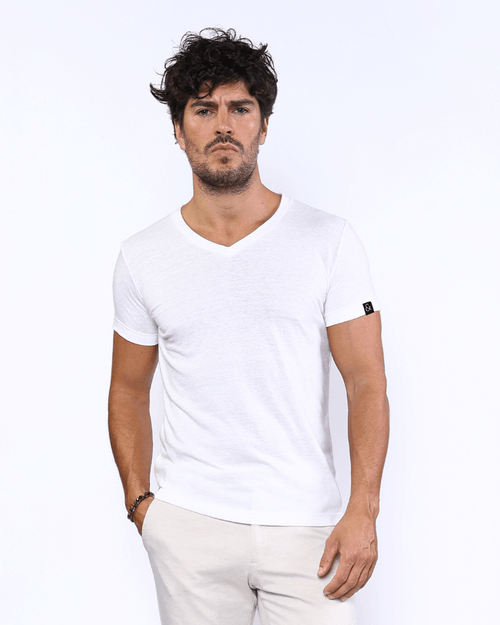 Camiseta Masculina New Old Gola V Vouti Branca