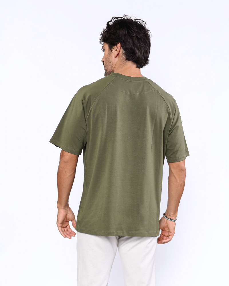 camiseta-masculina-raglan-over-new-old-verde-militar--3-