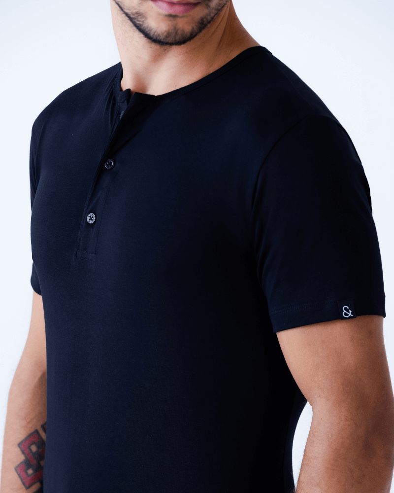 Camiseta-Masculina-New-Old-Henley-Manga-Curta-Pima-Preta--2-