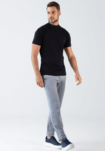 camiseta-masculina-new-old-gola-meio-alta-preta--1-