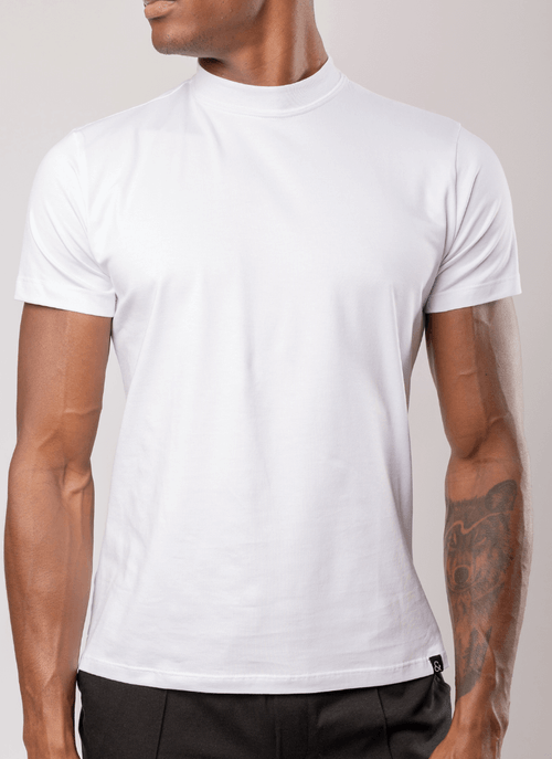 Camiseta Masculina New Old Gola Meio Alta Branca