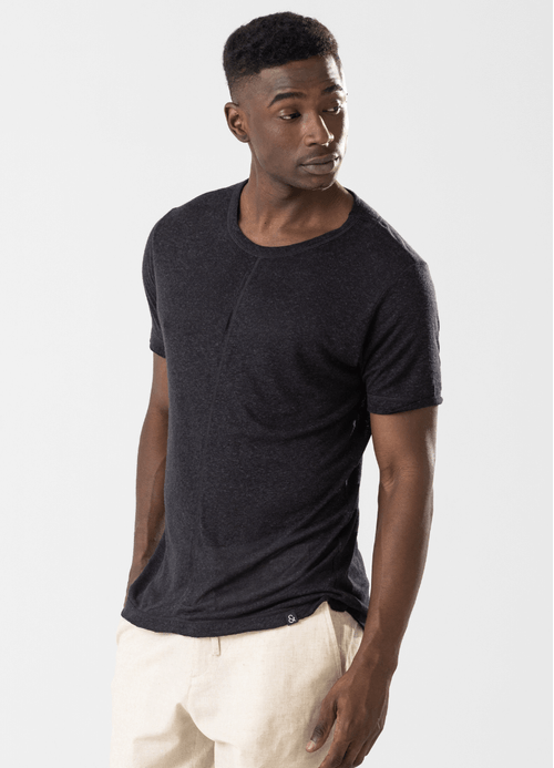 Camiseta Masculina Recortes Pélagos Preta