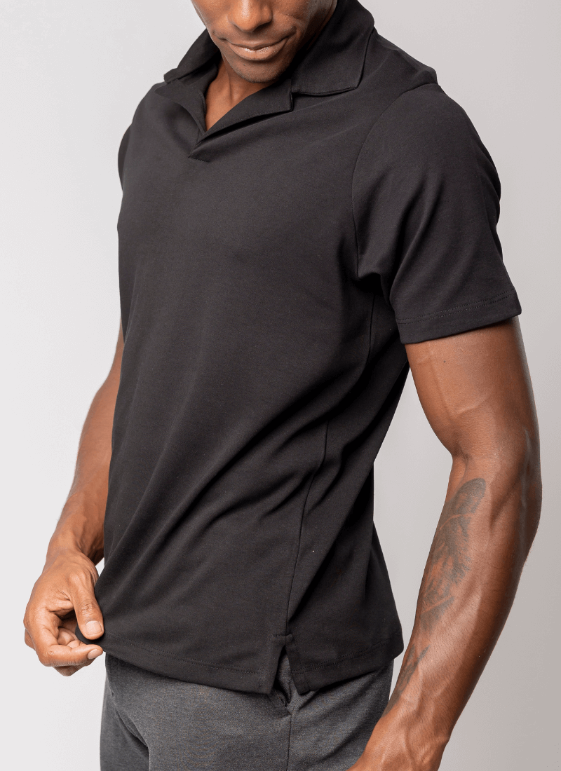 camiseta-polo-masculina-gola-v-recortes-fusion-preto--3-.png