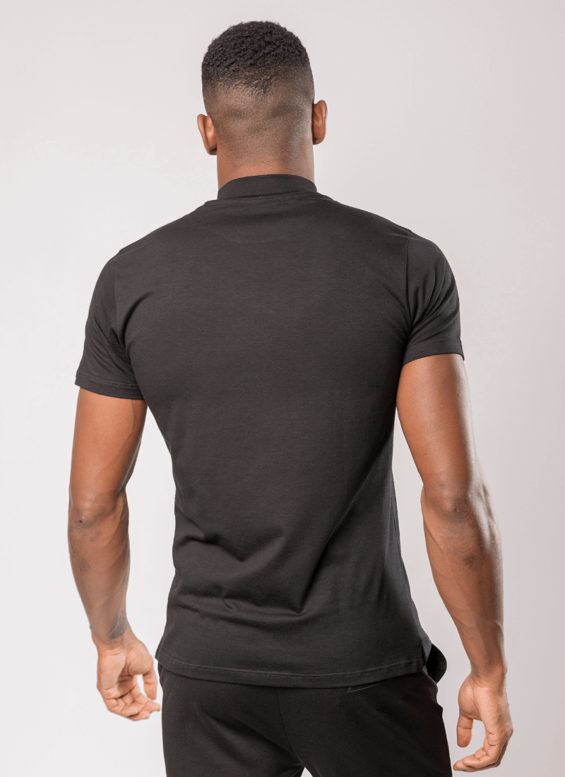 camiseta-masculina-new-old-gola-meio-alta-preta--1-.png