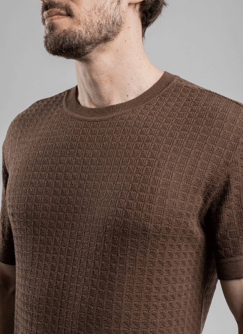 camiseta-masculina-tricot-groove-marrom--2-