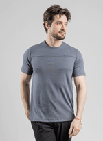 camiseta-masculina-bolso-suedine-confort-cinza--5-