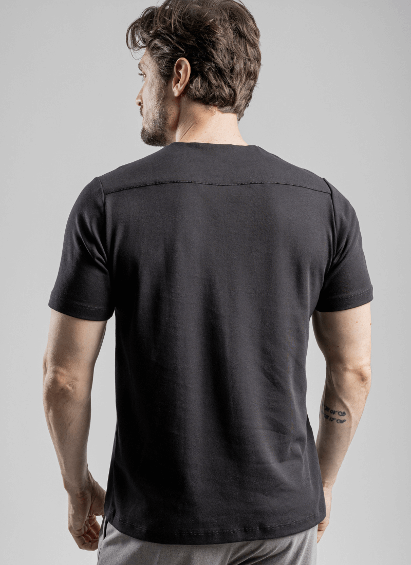 camiseta-masculina-bolso-suedine-confort-preto--1-