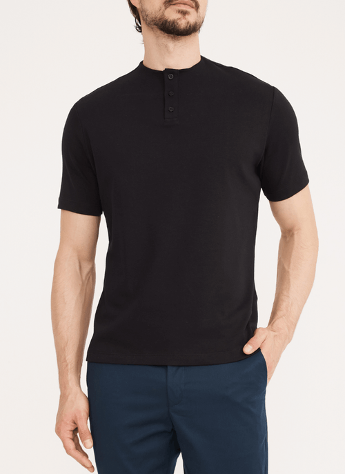 Camiseta Masculina Gola Meio Alta Elevate Preta