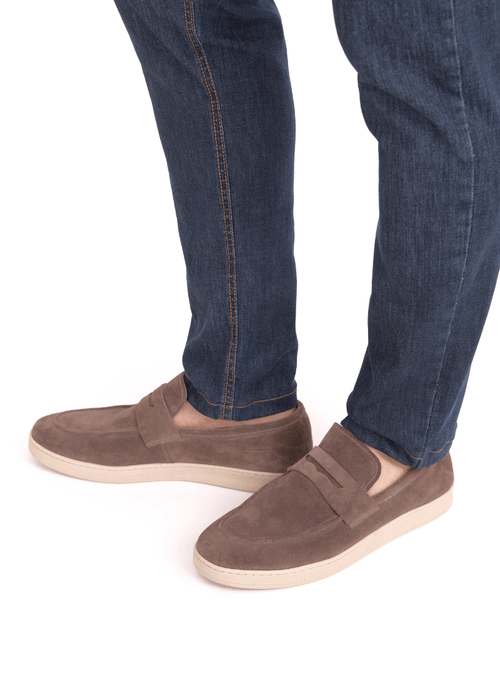 Mocassim Loafer Masculino Camurça Cimento